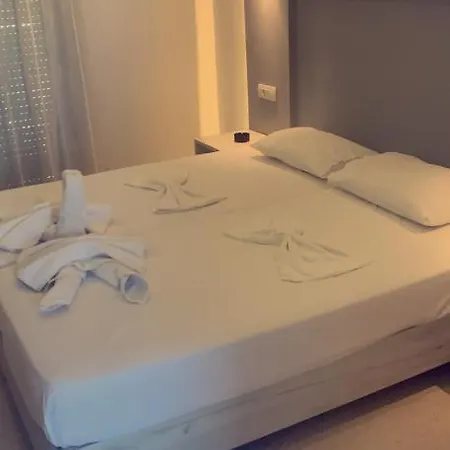Studio Isufaj Hotel Laganas